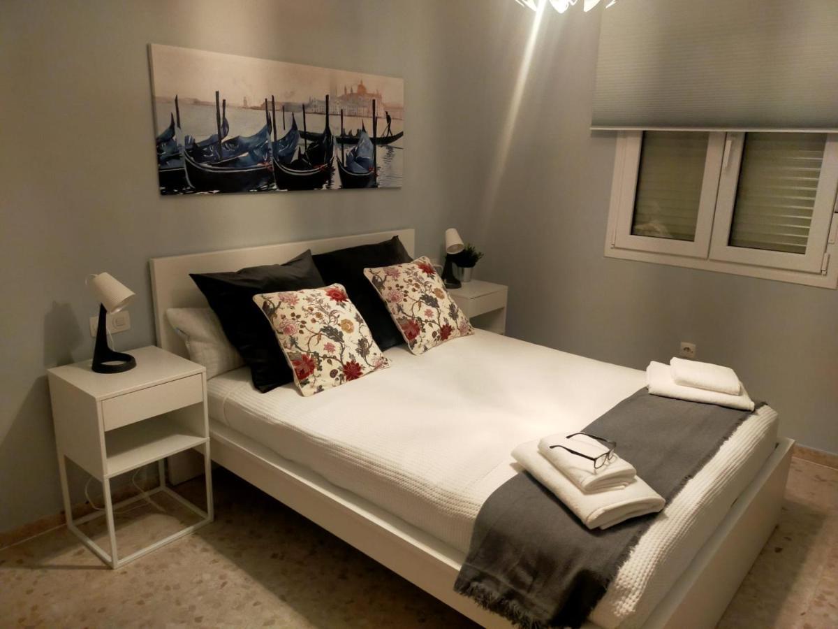 Bastinazo Alohadream - Premium - La Mejor Ubicacion Con Aire Acondicionado, Insonorizacion, Terraza Y Equipamiento En El Puerto De Santa Maria - Grupo De Solo Menores De 25 No Aceptados Salvo Fianza Adicional Exterior photo